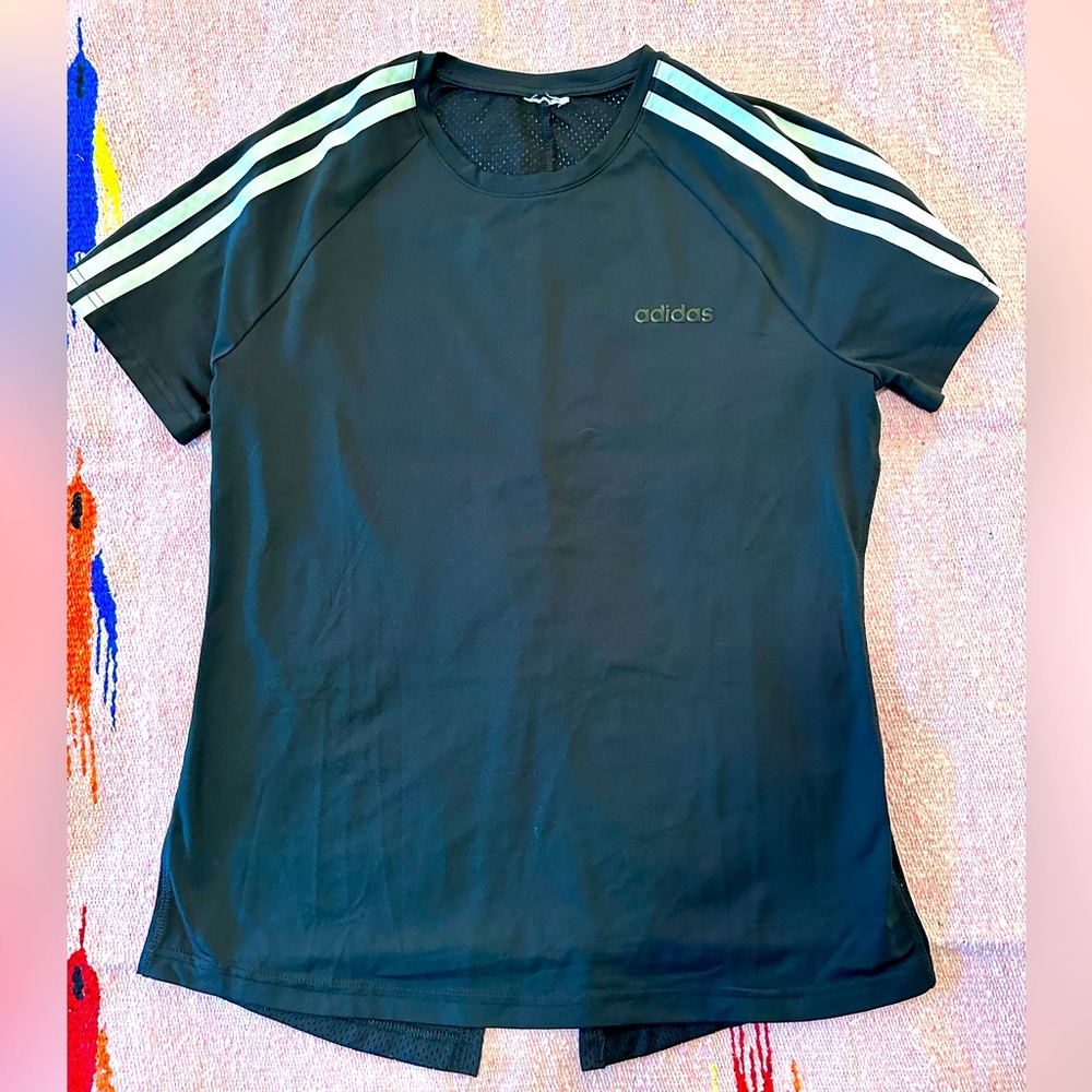 Adidas short sleeve, mesh back, work out T-shirt